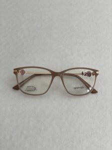 Women eyeglass frame