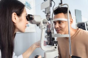 Calgary eye clinic